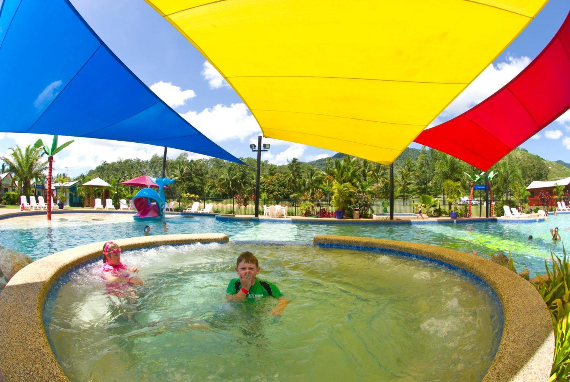 Ingenia Holidays Cairns Coconut Exterior photo Splash Island