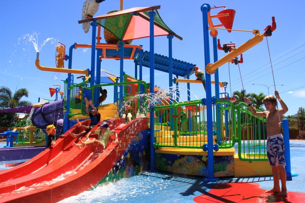 Ingenia Holidays Cairns Coconut Exterior photo Splash Island