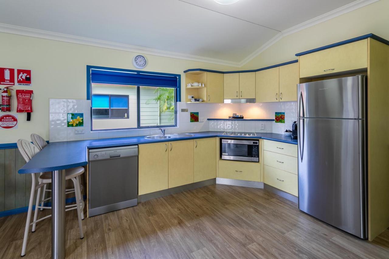 Ingenia Holidays Cairns Coconut Exterior photo A modern Australian kitchen